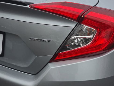 Used 2020 Honda Civic Sport image 12