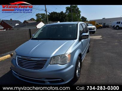 Used 2013 Chrysler Town & Country Touring-L w/ Entertainment Group #2