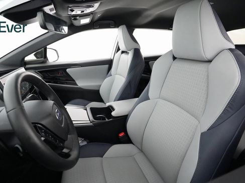 Used 2023 Subaru Solterra AWD image 7