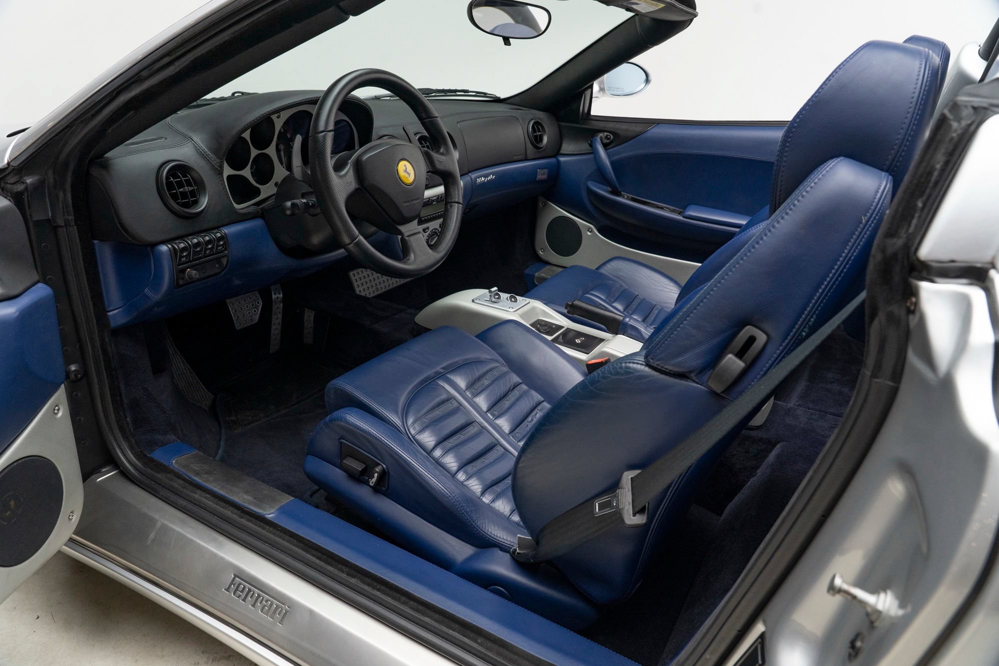 Used 2001 Ferrari 360 Spider RWD image 14