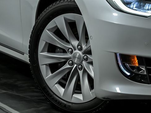 Used 2020 Tesla Model S Long Range Plus AWD/4WD image 3