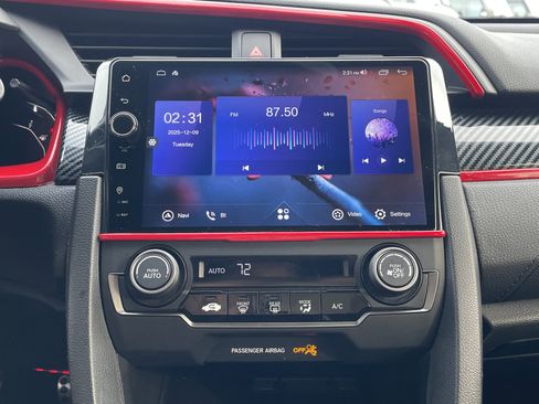 Used 2018 Honda Civic Sport image 27