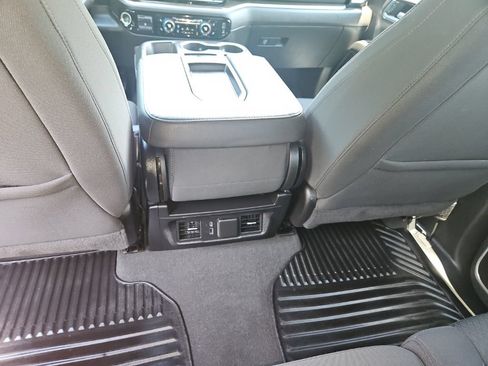 Used 2022 Chevrolet Silverado 1500 RST AWD/4WD image 26