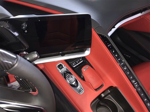 Used 2025 Chevrolet Corvette Z06 image 15