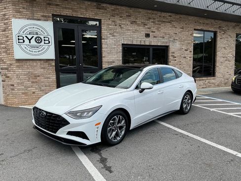 Used 2022 Hyundai Sonata SEL w/ Convenience Package FWD image 1