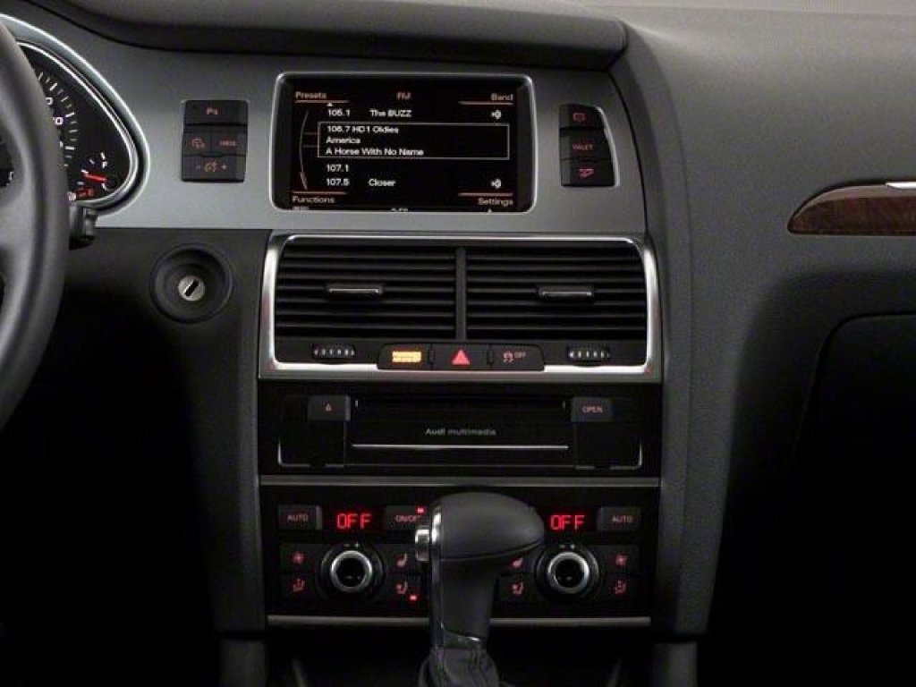 Used 2010 Audi Q7 TDI Premium Plus AWD/4WD image 12