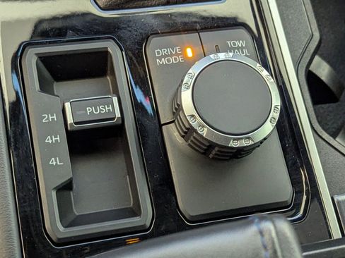 Used 2023 Toyota Sequoia Platinum image 28