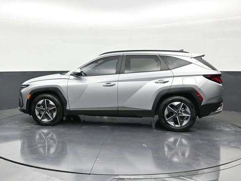 Used 2025 Hyundai Tucson SEL image 2