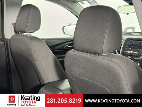 Used 2024 Chevrolet Equinox LT image 18