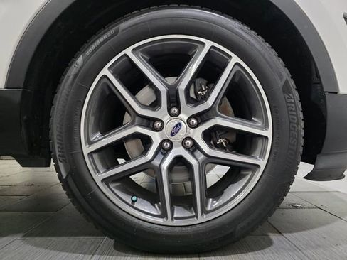 Used 2017 Ford Explorer Sport w/ Equipment Group 401A AWD/4WD image 25