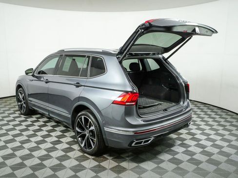Used 2022 Volkswagen Tiguan SEL R-Line AWD/4WD image 35