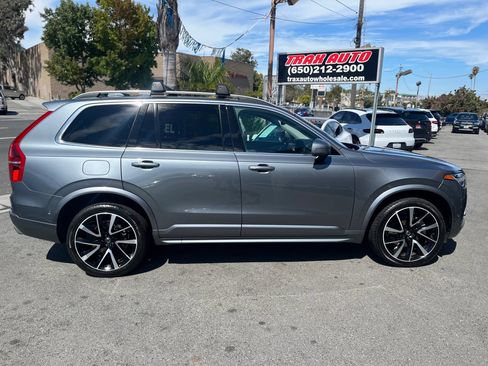 Used 2019 Volvo XC90 T6 Momentum w/ Advanced Package AWD/4WD image 4