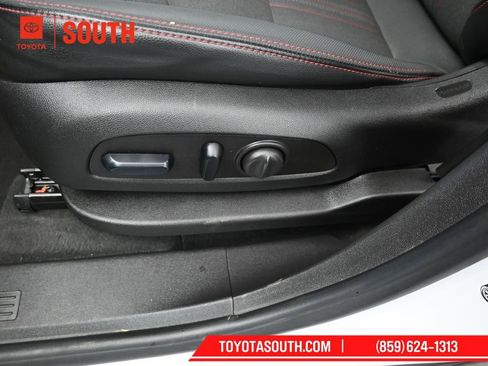 Used 2024 Chevrolet Equinox RS image 25