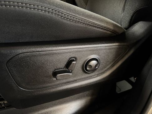 Used 2023 RAM 1500 Big Horn image 13