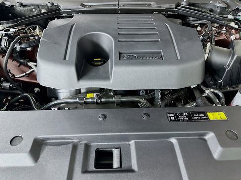 New 2025 Land Rover Defender 130 S AWD/4WD image 13