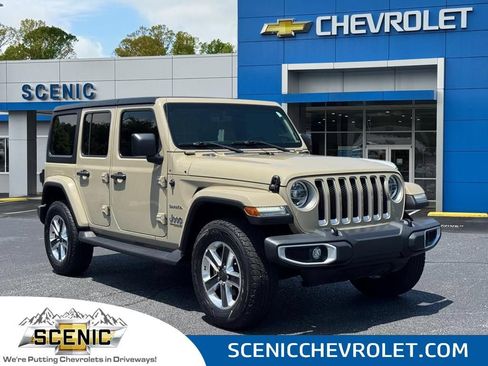 Used 2022 Jeep Wrangler Unlimited Sahara w/ LED Lighting Group AWD/4WD image 1