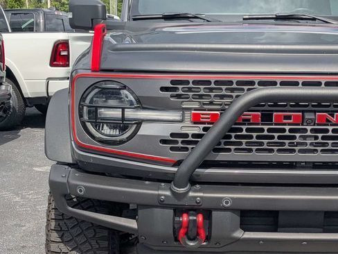 Used 2022 Ford Bronco Badlands w/ Sasquatch Package AWD/4WD image 10