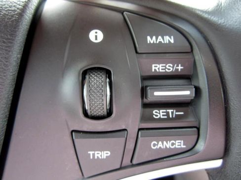 Used 2017 Acura MDX w/ Technology & Entertainment image 39