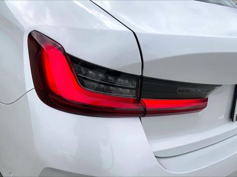 Used 2024 BMW 330i Sedan image 29