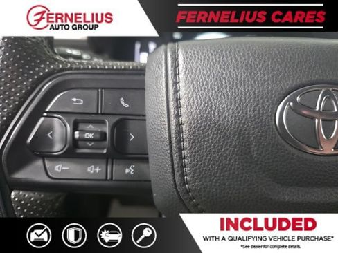 Used 2025 Toyota Tacoma SR AWD/4WD image 23
