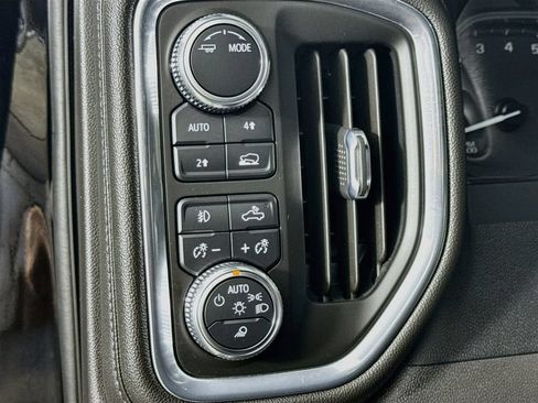 Used 2022 GMC Sierra 1500 Elevation w/ Driver Alert Package I AWD/4WD image 11