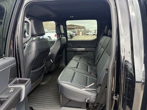 Used 2022 Ford F150 XLT w/ Equipment Group 302A High image 10