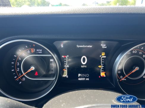 Used 2021 Jeep Gladiator Overland AWD/4WD image 4