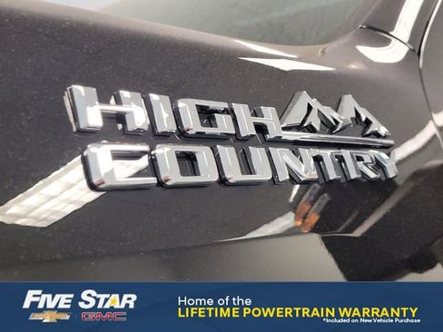 New 2026 Chevrolet Silverado 2500 High Country w/ High Country Premium Package AWD/4WD image 17