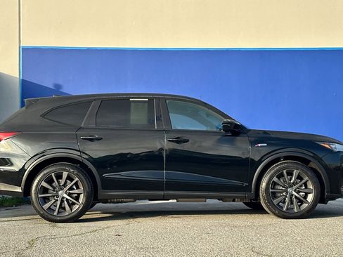 Certified 2025 Acura MDX A-Spec image 2