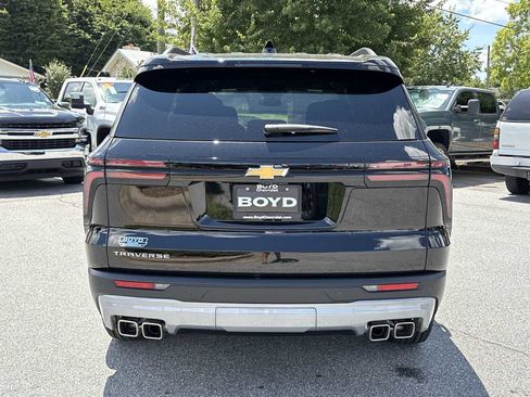 New 2026 Chevrolet Traverse LT FWD image 7