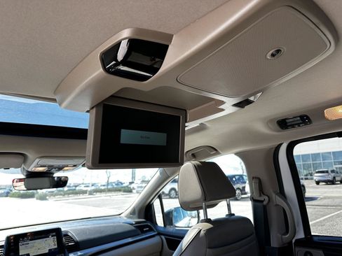 Certified 2024 Honda Odyssey Elite image 24