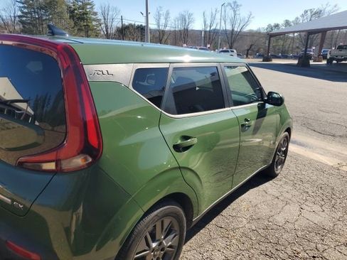 Used 2020 Kia Soul EX image 5
