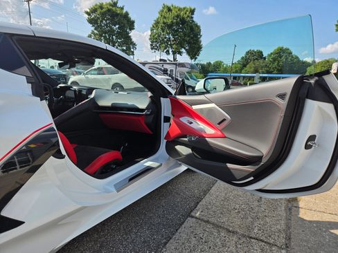 Used 2024 Chevrolet Corvette Stingray Premium Conv w/ 3LT RWD image 13