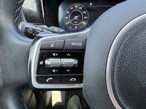 Used 2022 Kia Sorento SX Prestige image 29
