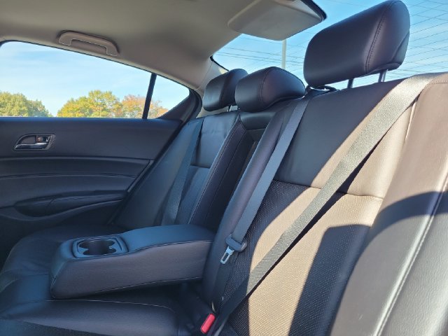 Used 2015 Acura ILX FWD image 26