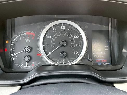 Used 2022 Toyota Corolla LE image 25