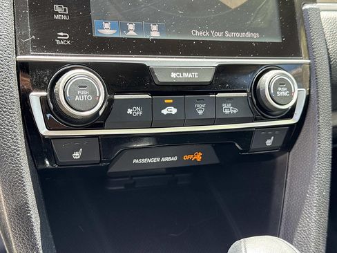 Used 2018 Honda Civic Touring image 12