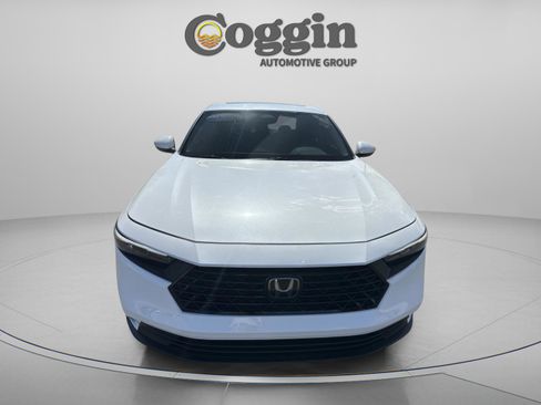 Certified 2023 Honda Accord EX image 10