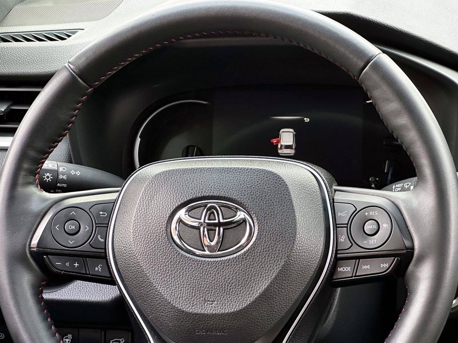 Used 2024 Toyota RAV4 SE w/ Weather & Moonroof Package AWD/4WD image 19
