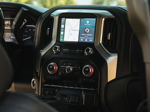 Used 2021 GMC Sierra 1500 SLT image 28