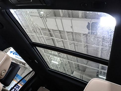 Used 2023 Chevrolet Suburban Premier w/ Premium Package 2 image 42