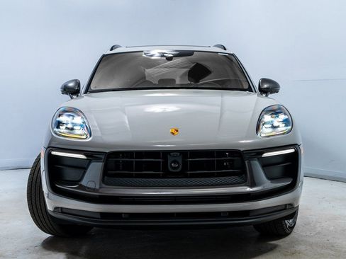 New 2026 Porsche Macan Turbo image 10