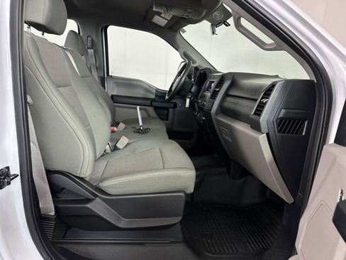 Used 2019 Ford F250 XL w/ STX Appearance Package image 27