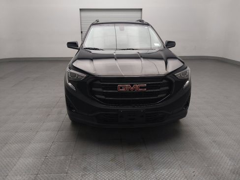 Used 2019 GMC Terrain SLT w/ Preferred Package FWD image 14