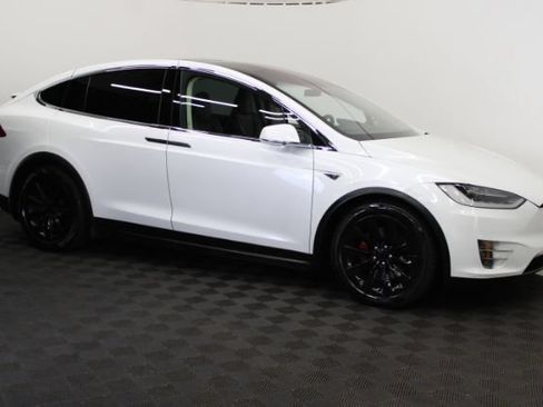 Used 2016 Tesla Model X 90D AWD/4WD image 5