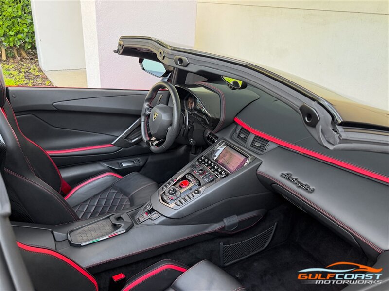 Used 2019 Lamborghini Aventador S AWD/4WD image 30