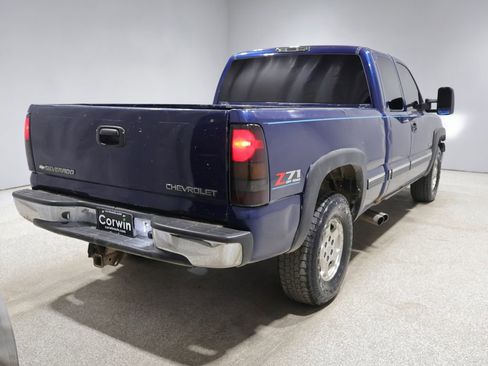 Used 2001 Chevrolet Silverado 1500 LS w/ Off-Road Chassis Pkg AWD/4WD image 2