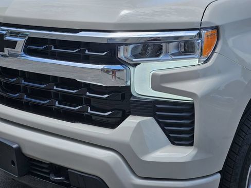 Used 2026 Chevrolet Silverado 1500 RST RWD image 5