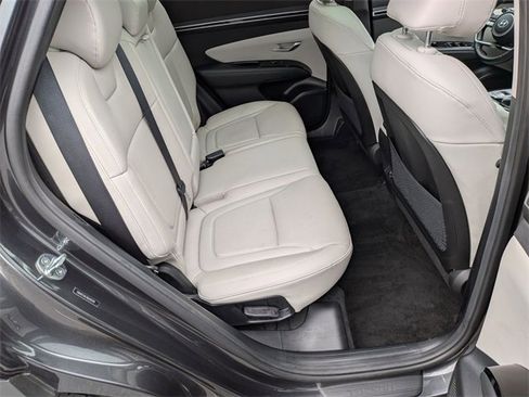Used 2022 Hyundai Tucson Limited image 32