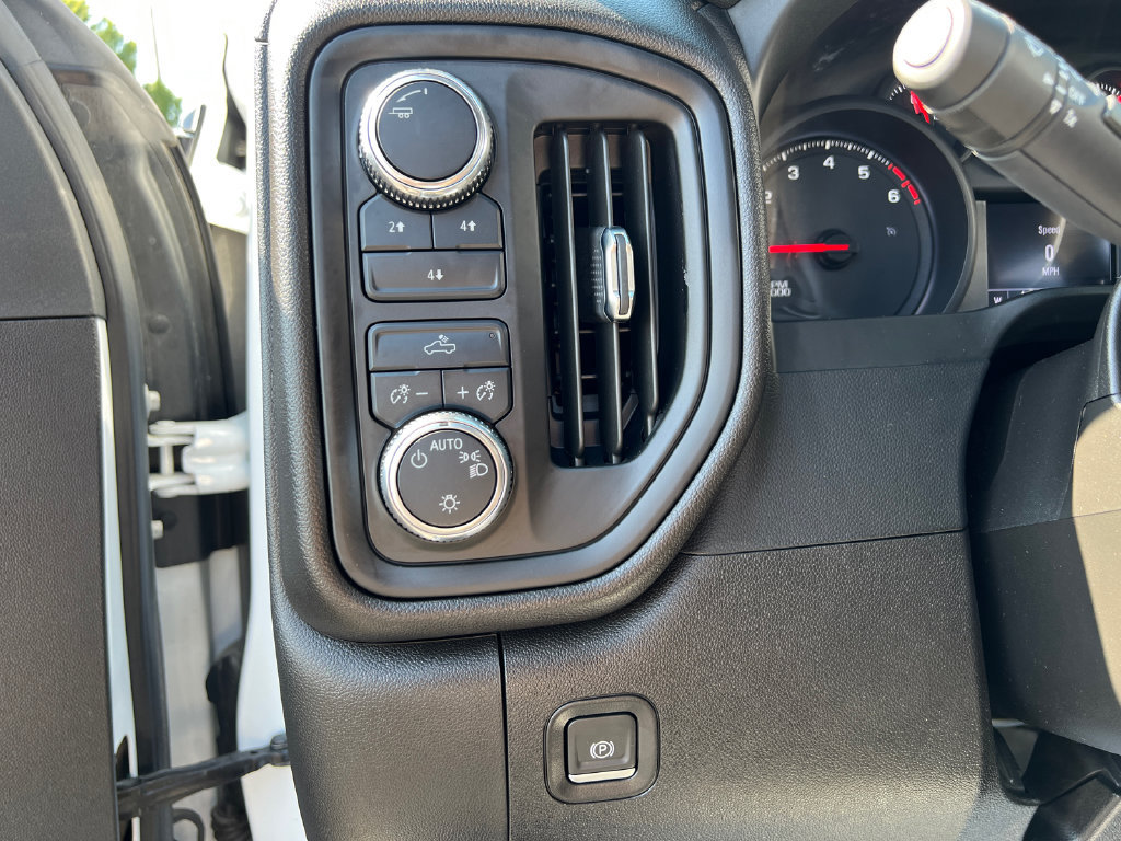 Used 2024 GMC Sierra 2500 Pro w/ Convenience Package AWD/4WD image 20